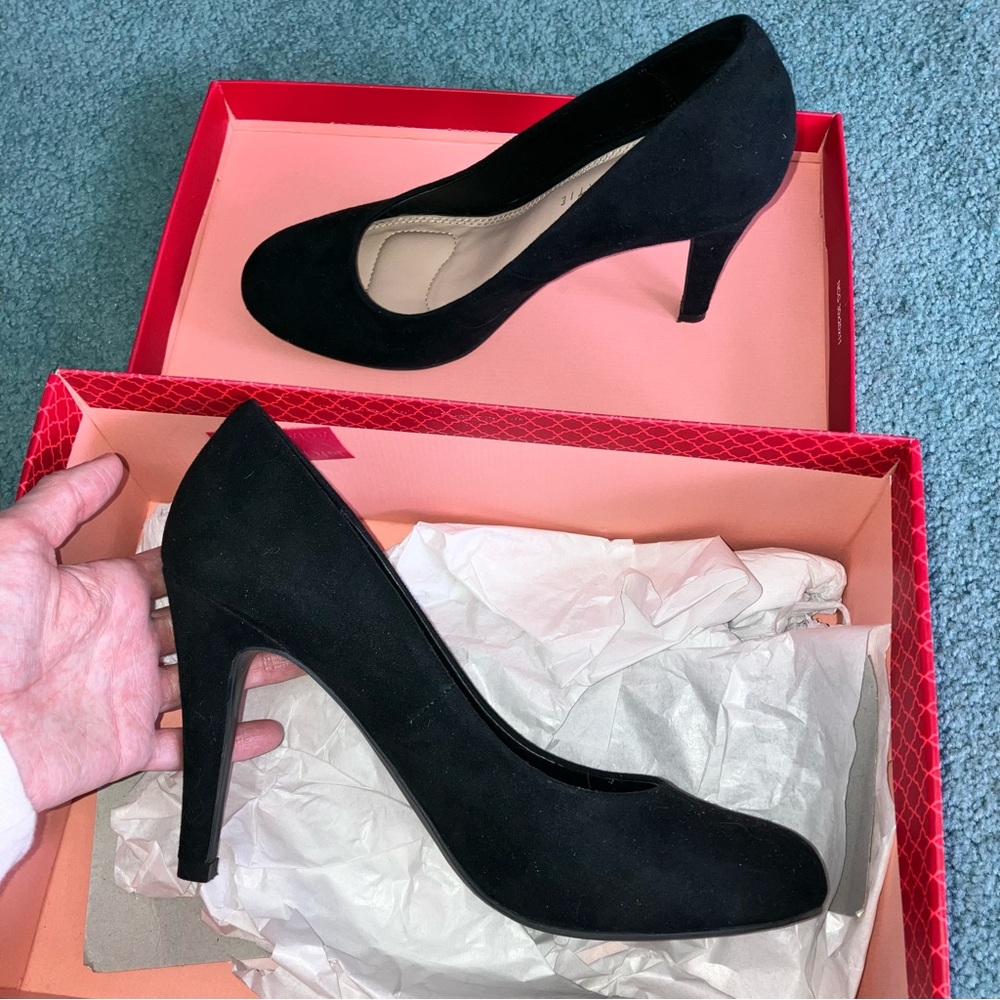 Kelly & Katie Black Larrissa Heels